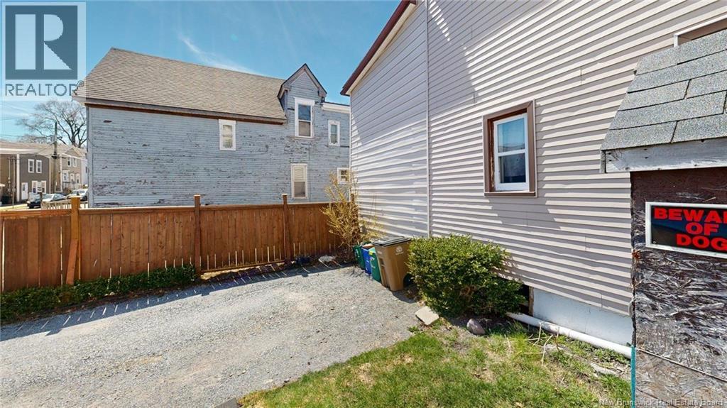 83 Guilford Street - 25