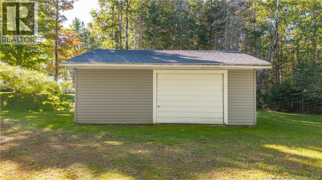499 Ledge Road - Image 43