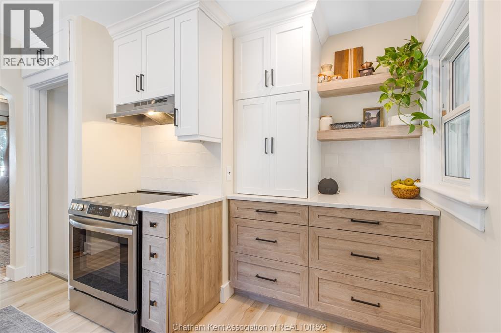 32 KERR AVENUE - 14