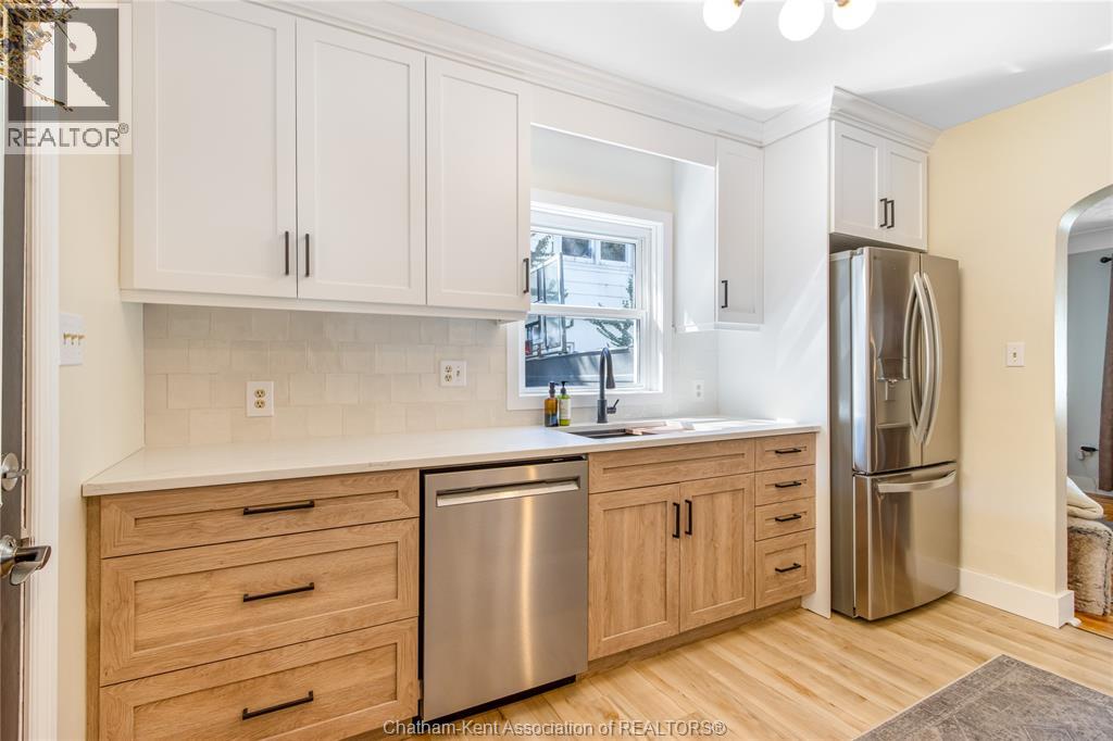 32 KERR AVENUE - 15