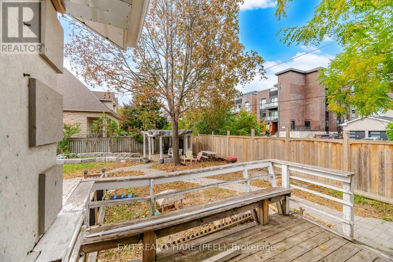 7698 Kipling Avenue — photo 34