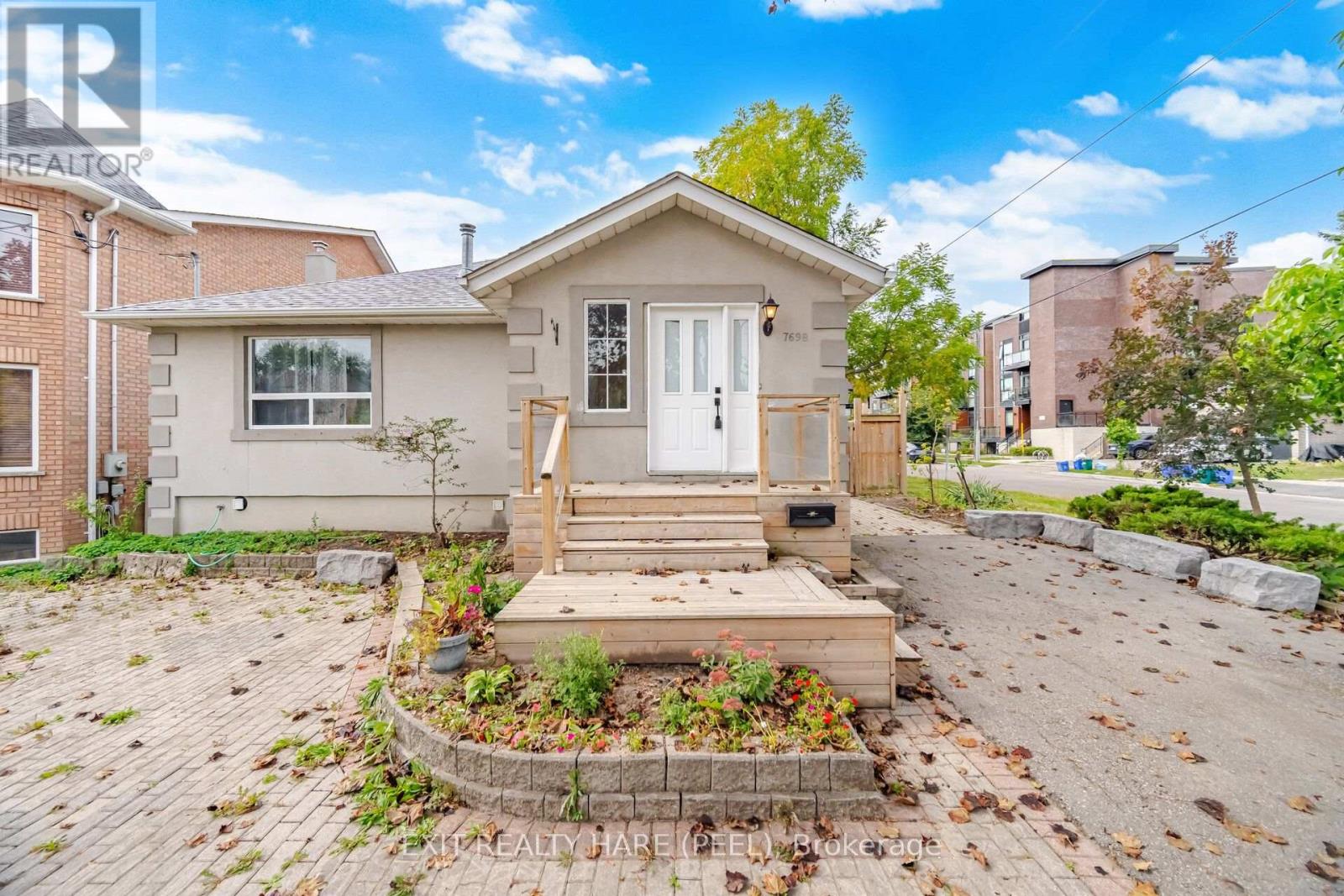 7698 Kipling Avenue — photo 7