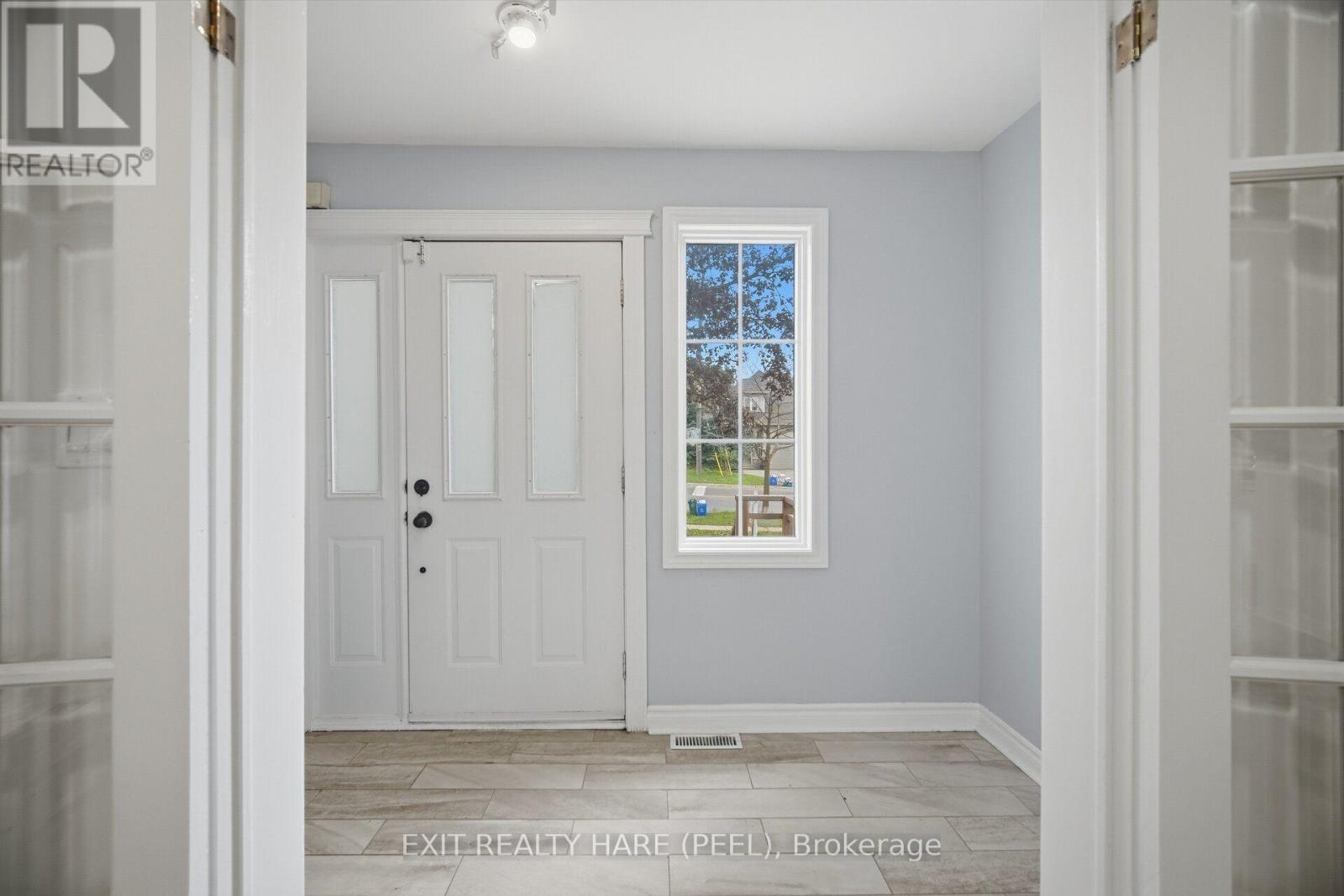 7698 Kipling Avenue — photo 8
