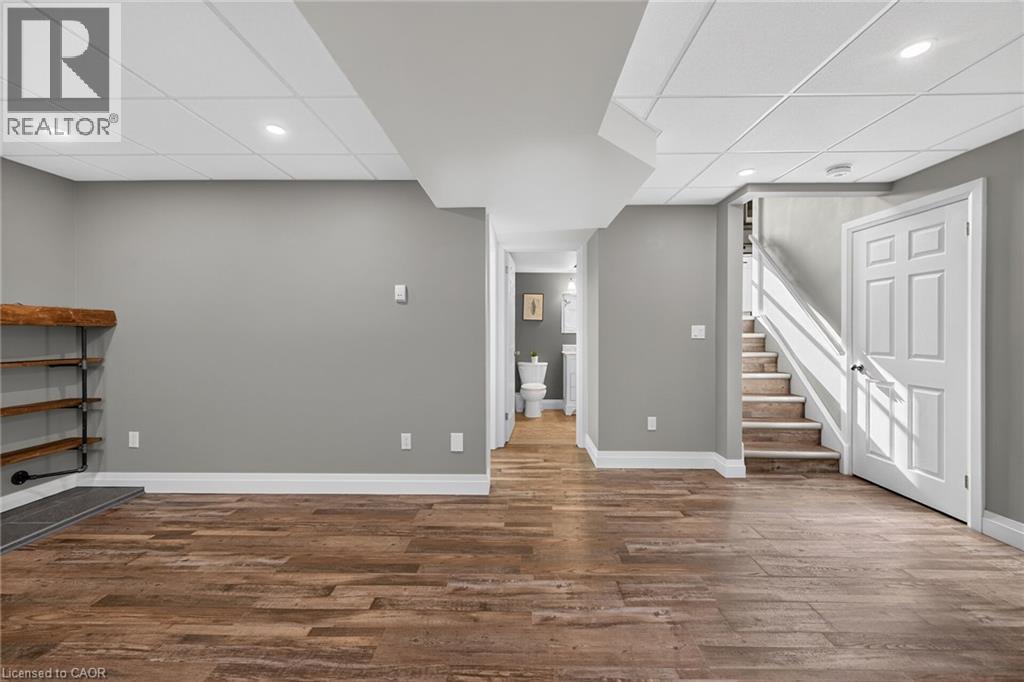 1 WOODFIELD Avenue - 38