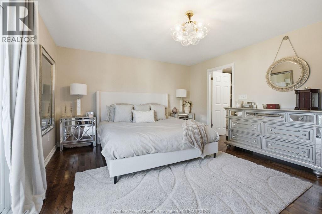 350 TUSCANY CRESCENT - 21