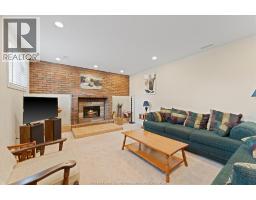 2402 St. Alphonse Avenue, Tecumseh, ON N8N2W9 Photo 19