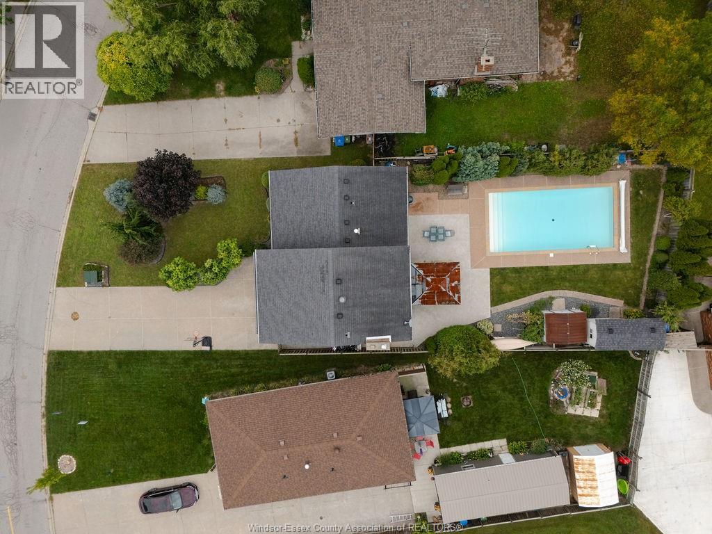 12224 ST THOMAS CRESCENT - 41