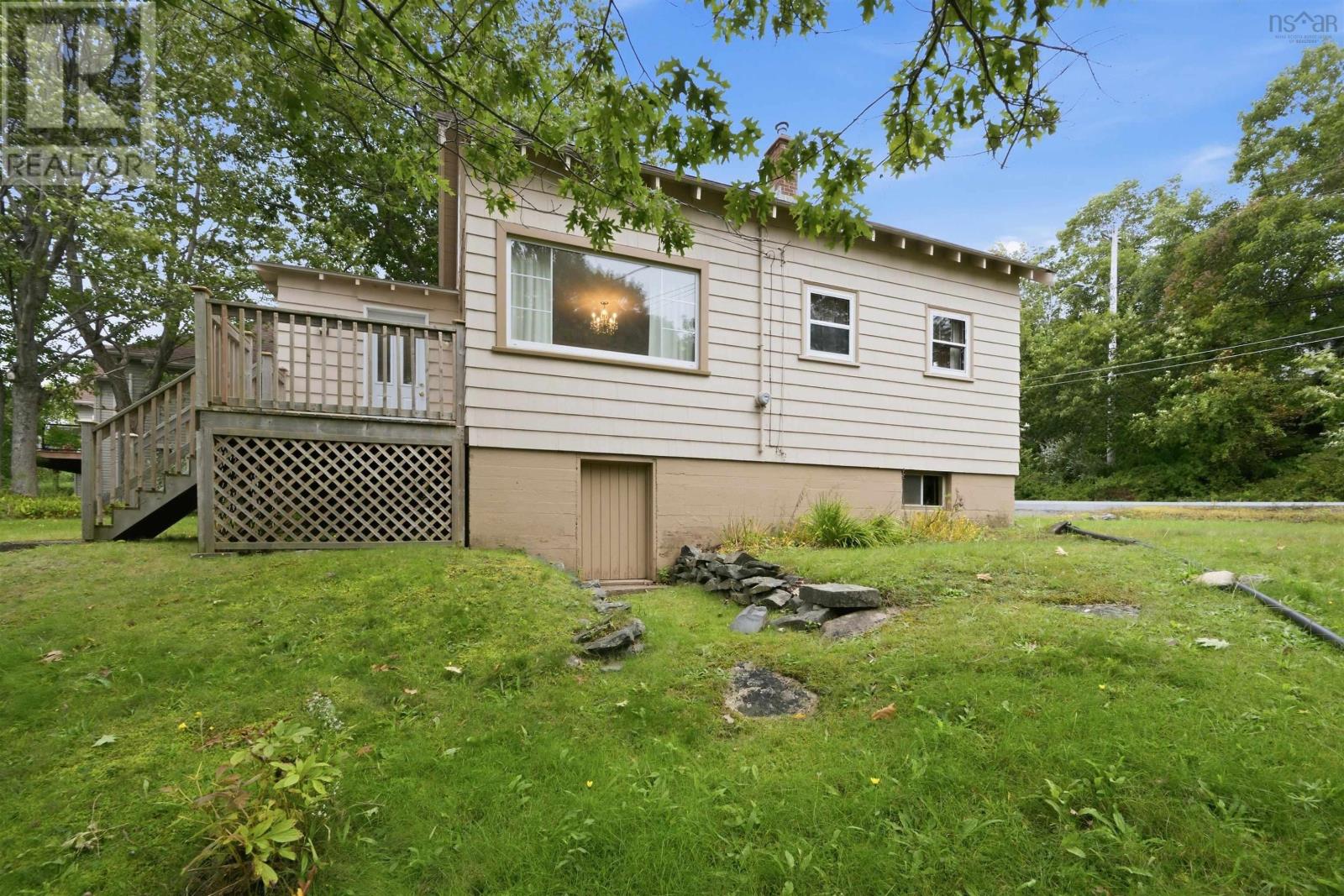 4 Holland Avenue - 29