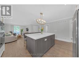 33 Madawaska Avenue, Toronto, ON M2M2R1 Photo 12