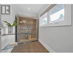 33 Madawaska Avenue, Toronto, ON M2M2R1 Photo 19