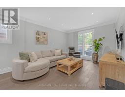 33 Madawaska Avenue, Toronto, ON M2M2R1 Photo 13