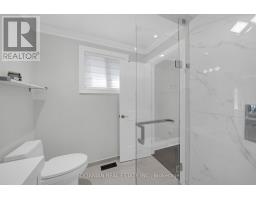 33 Madawaska Avenue, Toronto, ON M2M2R1 Photo 27