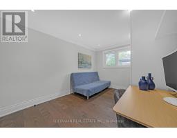 33 Madawaska Avenue, Toronto, ON M2M2R1 Photo 29