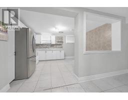 33 Madawaska Avenue, Toronto, ON M2M2R1 Photo 37