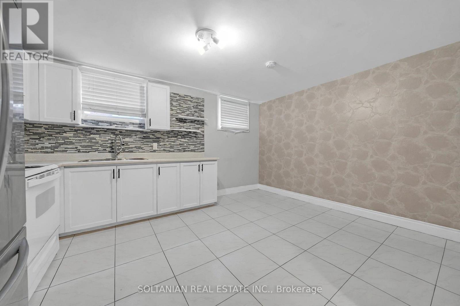 33 MADAWASKA AVENUE - Image 39