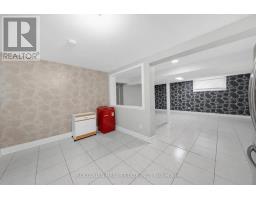 33 Madawaska Avenue, Toronto, ON M2M2R1 Photo 38