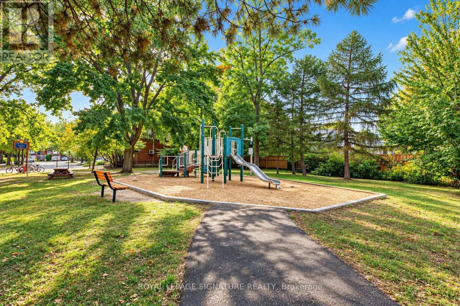 27 Normandy Place, Oakville, ON photo 25