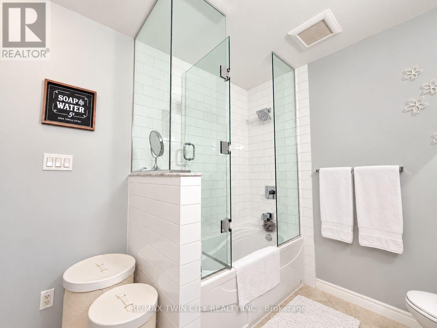 129 Tranquility Street, Brantford, ON photo 19