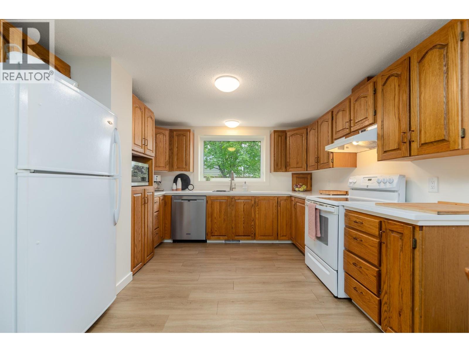 9722 Julia Street - Image 13