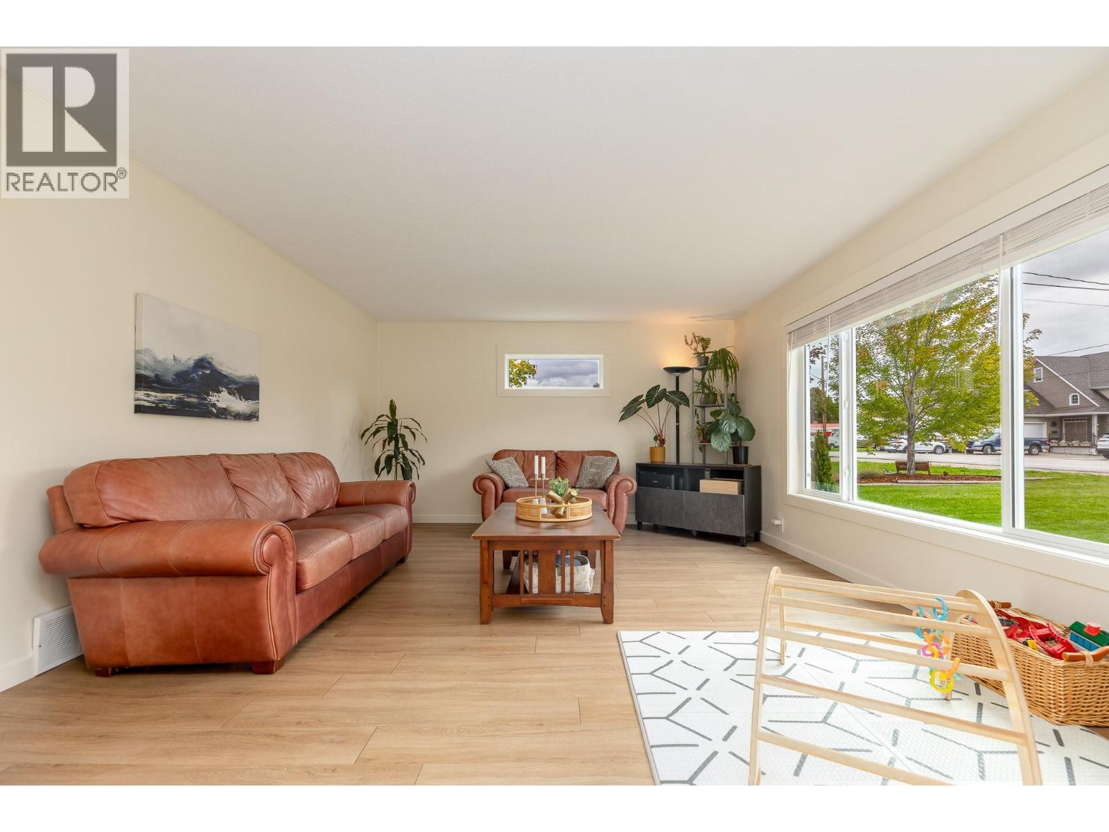 9722 Julia Street - 4