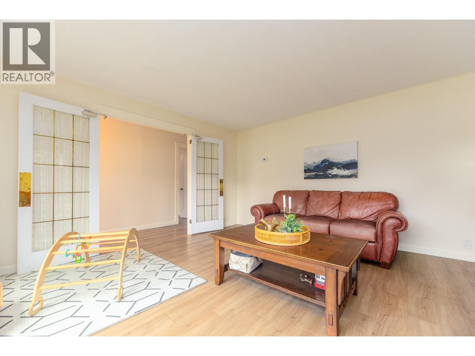 9722 Julia Street - 7
