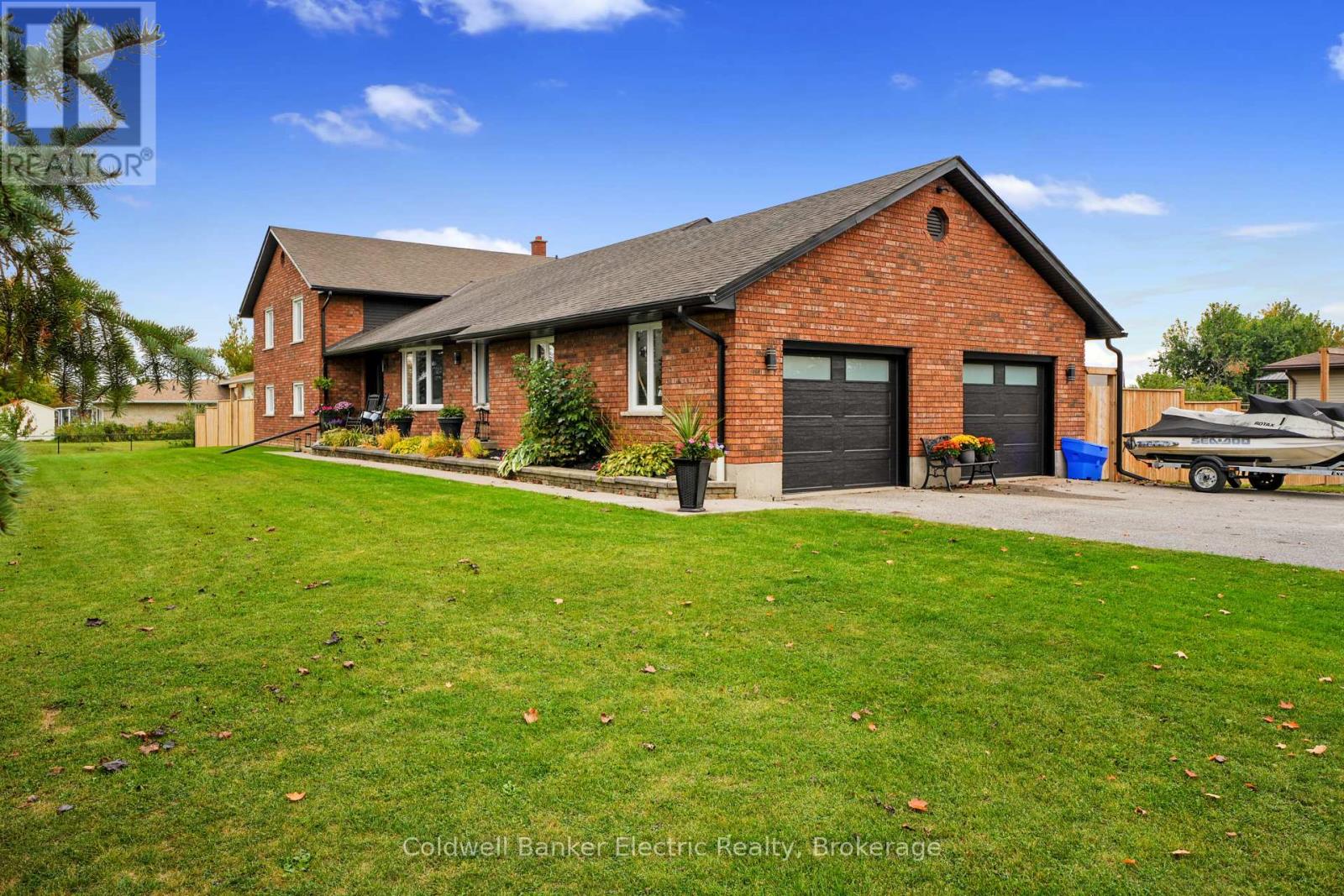 1305 HOLDEN ROAD - 1