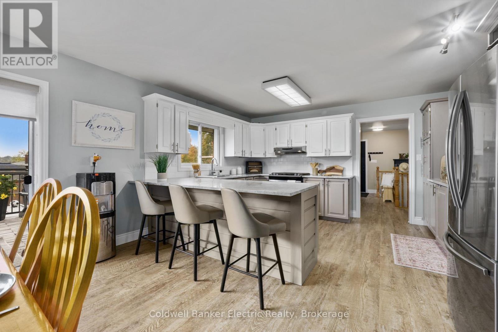 1305 HOLDEN ROAD - 10