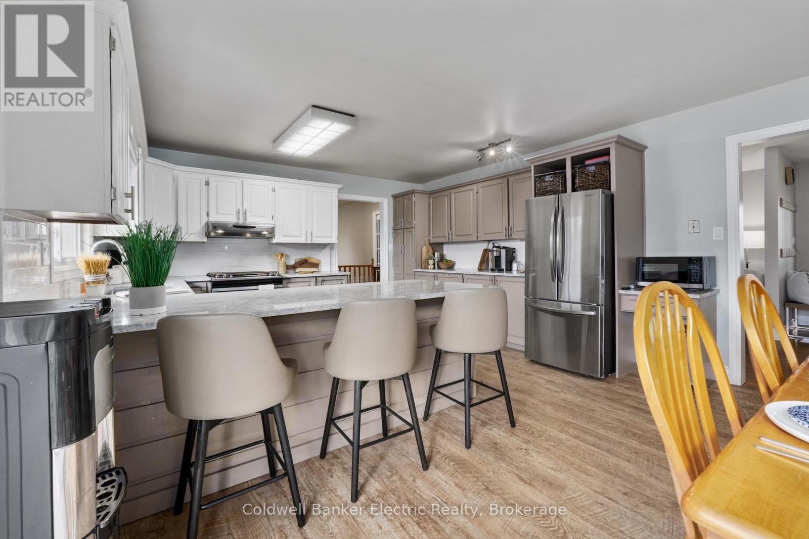 1305 HOLDEN ROAD - 11