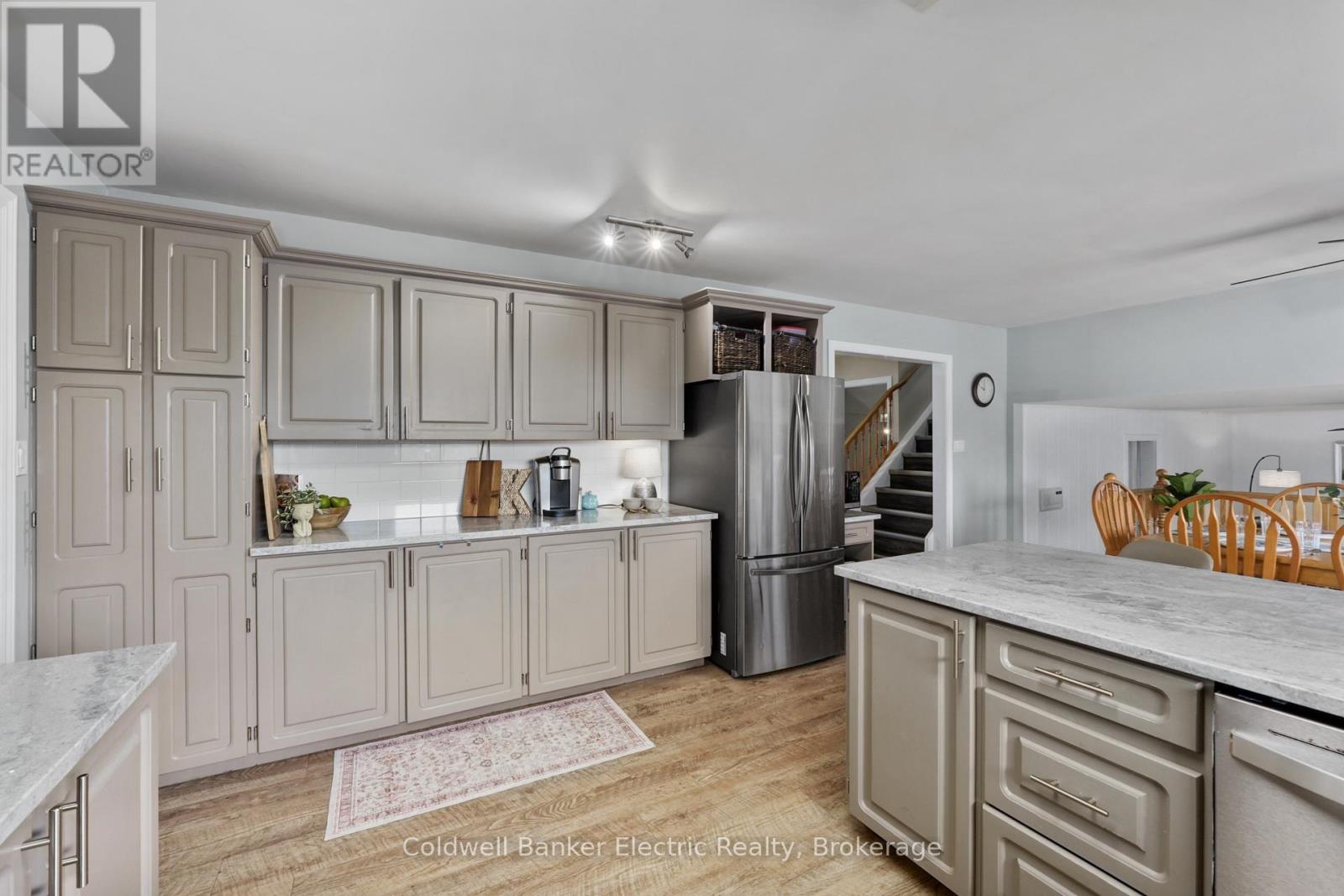 1305 HOLDEN ROAD - 15