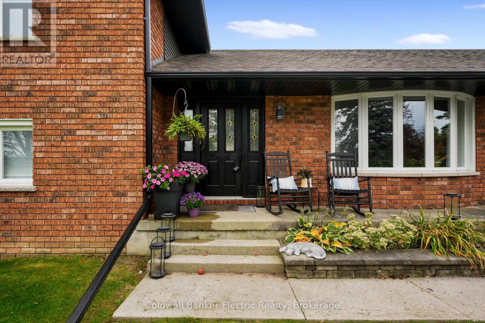 1305 HOLDEN ROAD - 3