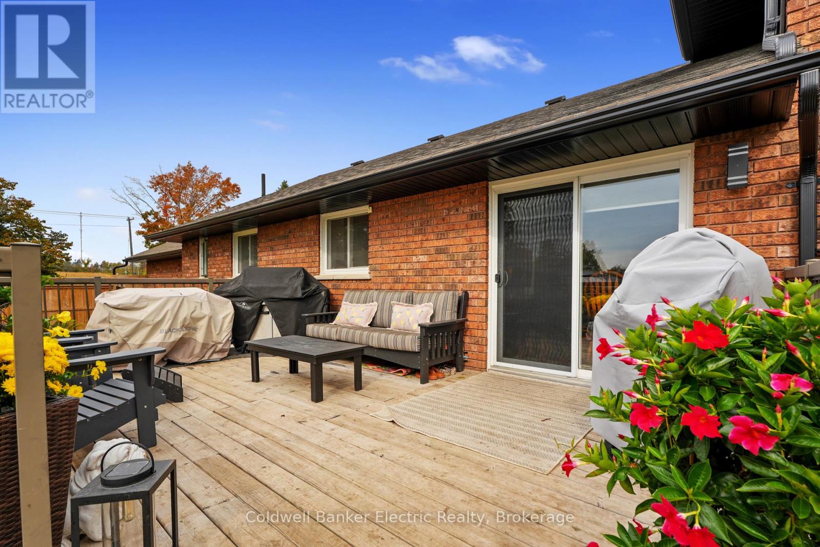 1305 HOLDEN ROAD - 38