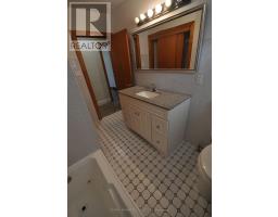 153 Langarth Street W, London South, ON N6J1P6 Photo 15