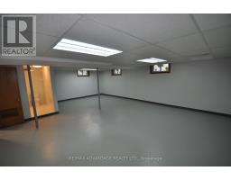 153 Langarth Street W, London South, ON N6J1P6 Photo 37