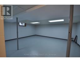 153 Langarth Street W, London South, ON N6J1P6 Photo 38