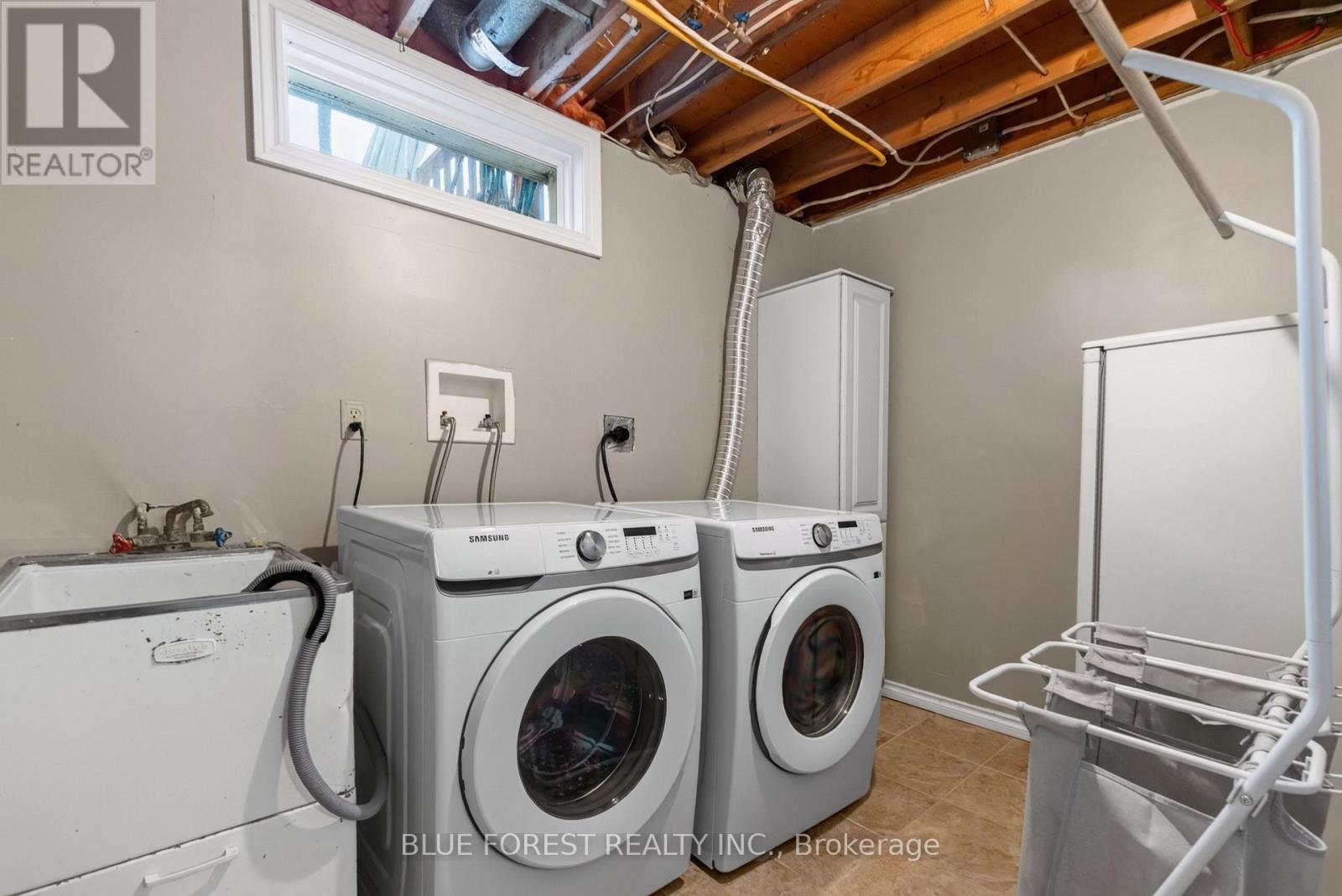 32 MEADOWVIEW ROAD - Image 30