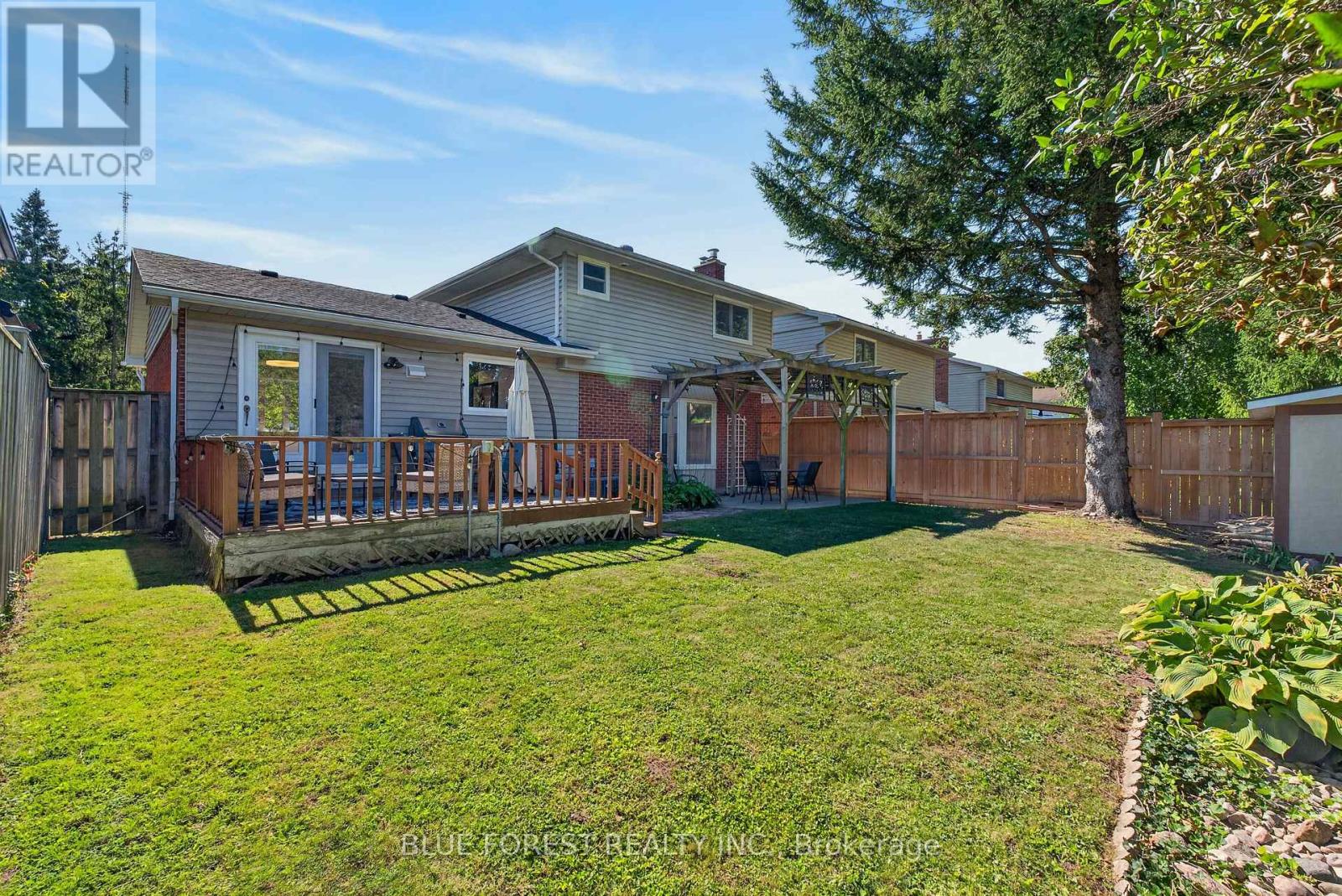 32 MEADOWVIEW ROAD - Image 35