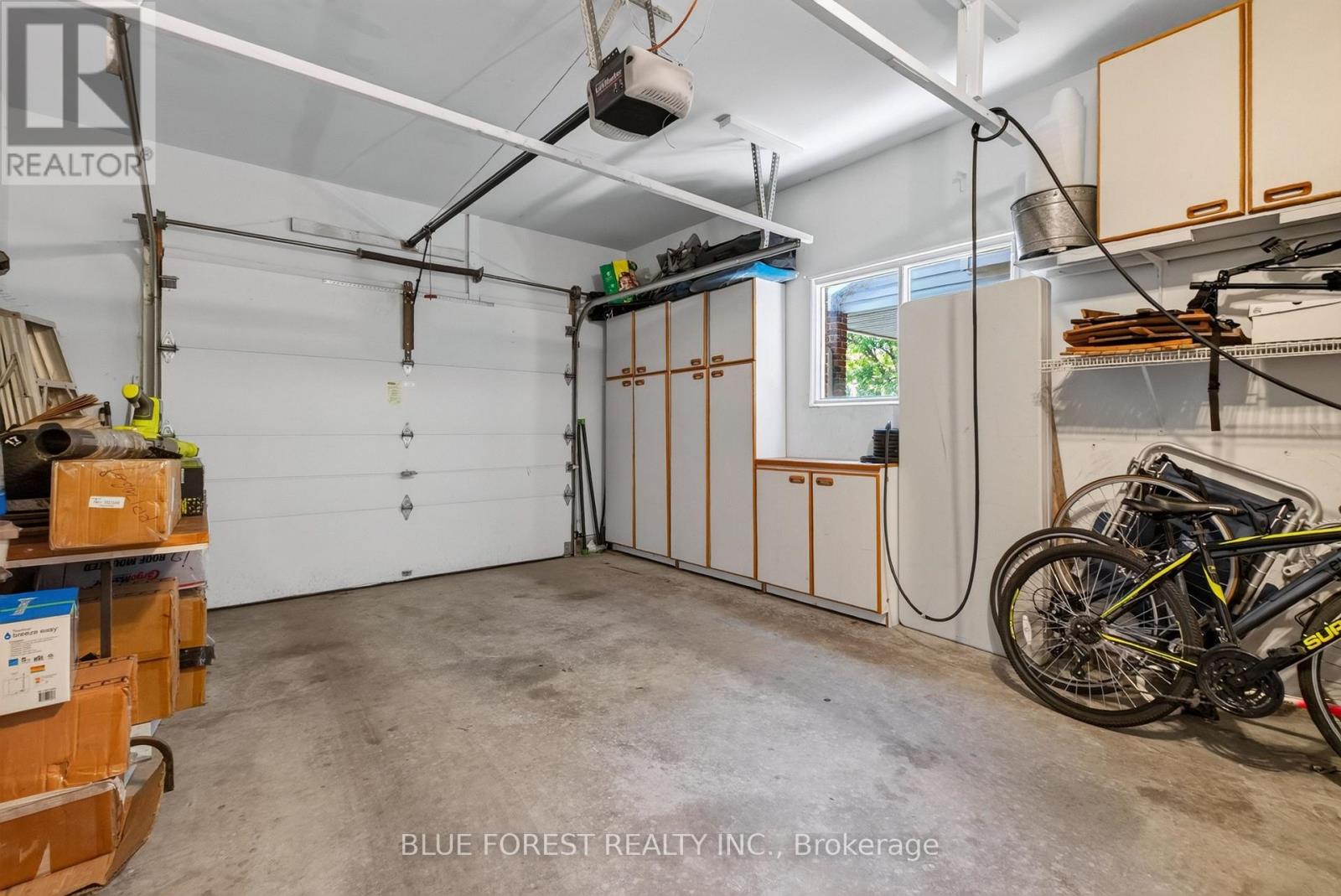 32 MEADOWVIEW ROAD - Image 36