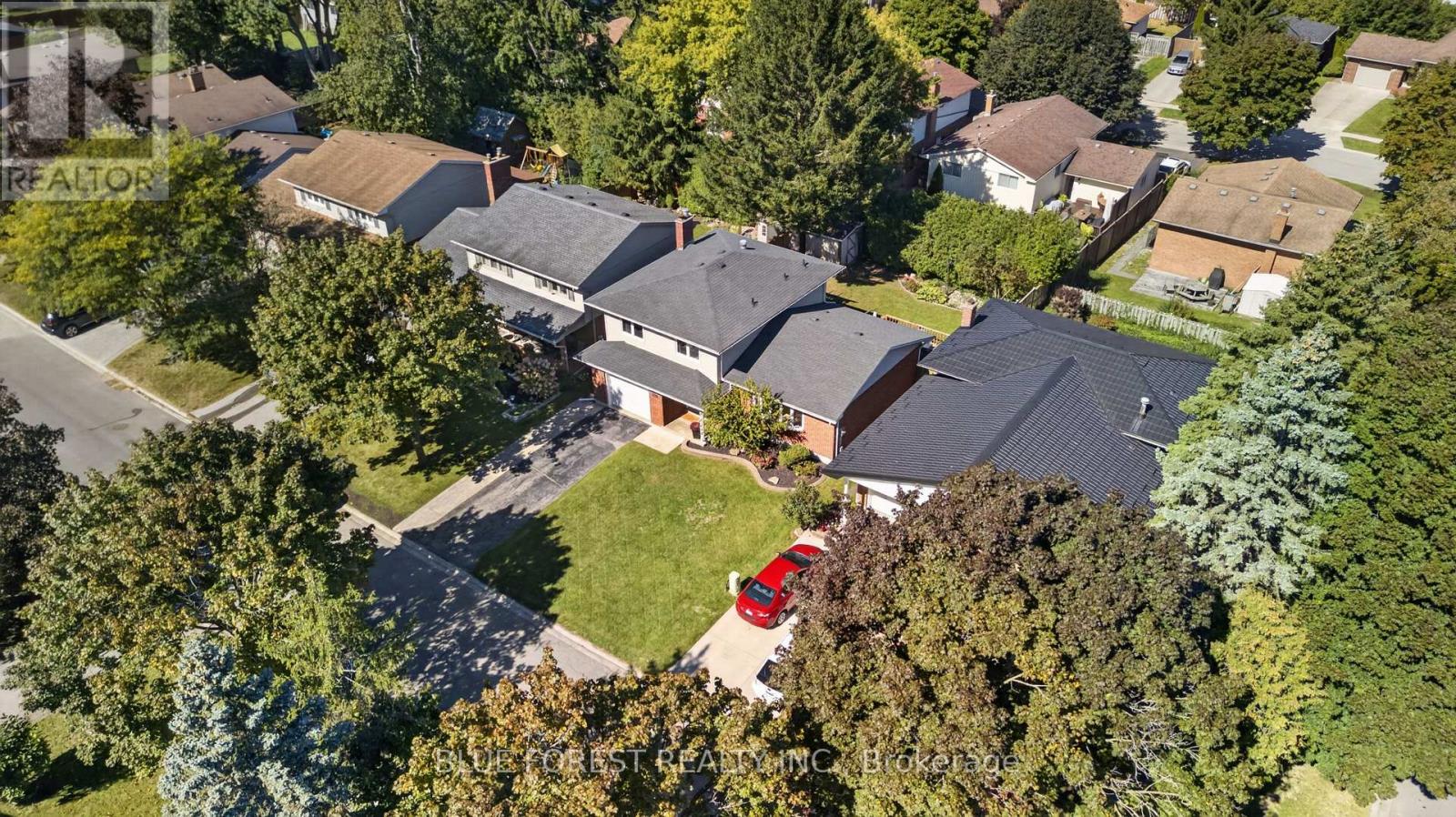 32 MEADOWVIEW ROAD - Image 38