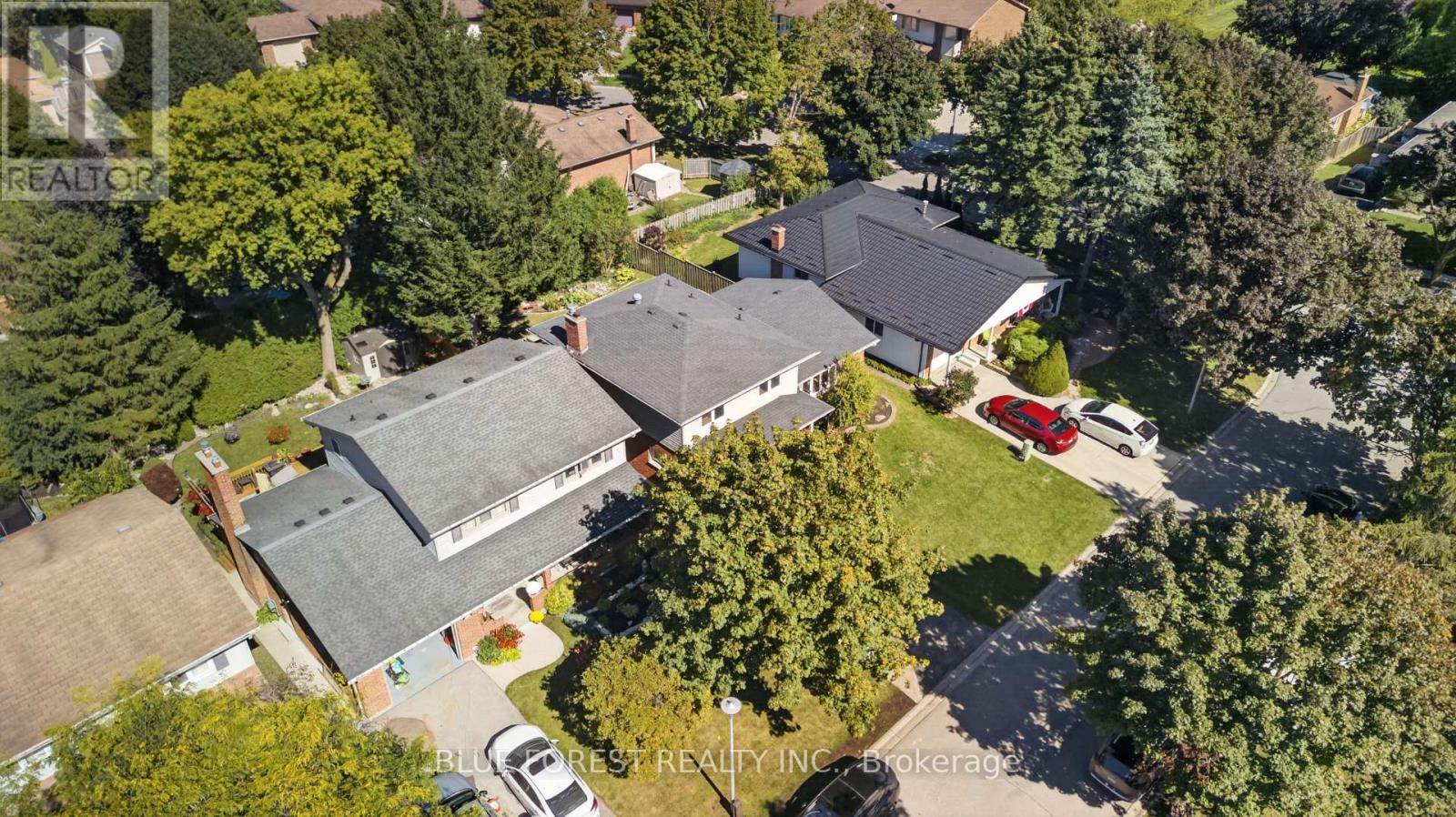 32 MEADOWVIEW ROAD - 39