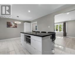 32 Meadowview Road, London South, ON N6J4E6 Photo 12
