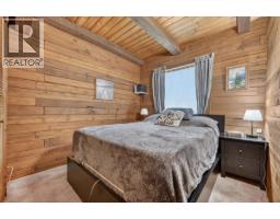 5422 Dutch Creek Road, Fairmont Hot Springs, BC V0B1L2 Photo 13
