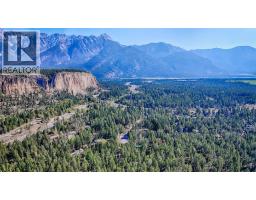 5422 Dutch Creek Road, Fairmont Hot Springs, BC V0B1L2 Photo 59