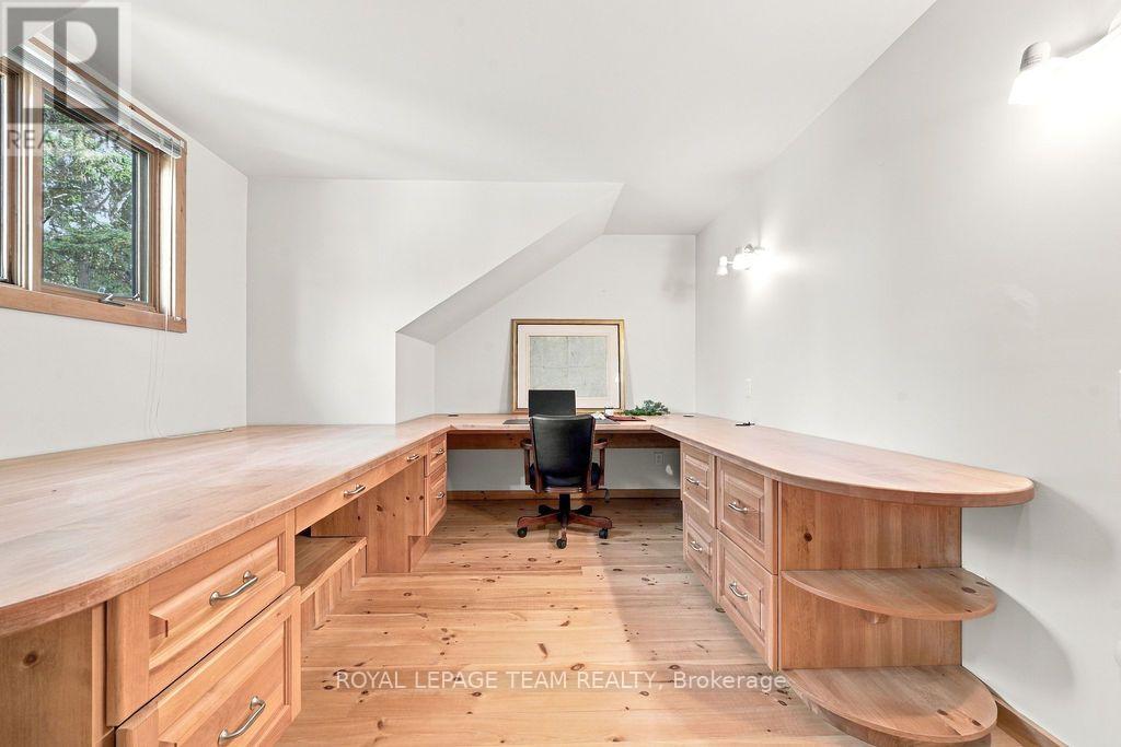 3 DAM ROAD - Image 35