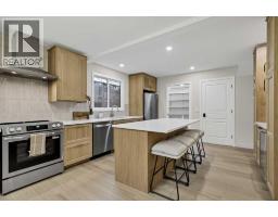 Family room - 2416 14 Avenue Nw, Calgary, AB T2N1M8 Photo 11