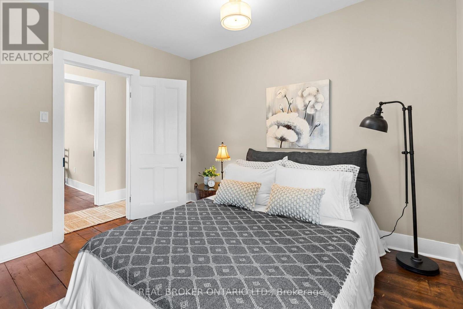 14 VICTORIA AVENUE - 27