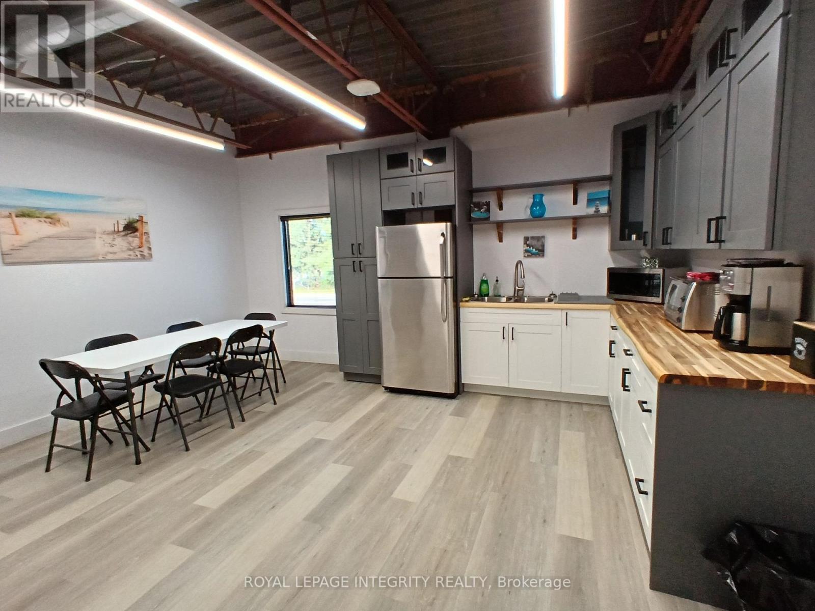Commercial Properties for Rent in Ottawa – G-H – 60 COLONNADE ROAD – By Peter Sagos - Image 24