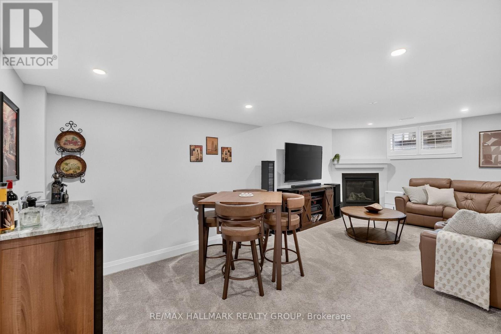 102 AQUARIUM AVENUE - Image 23