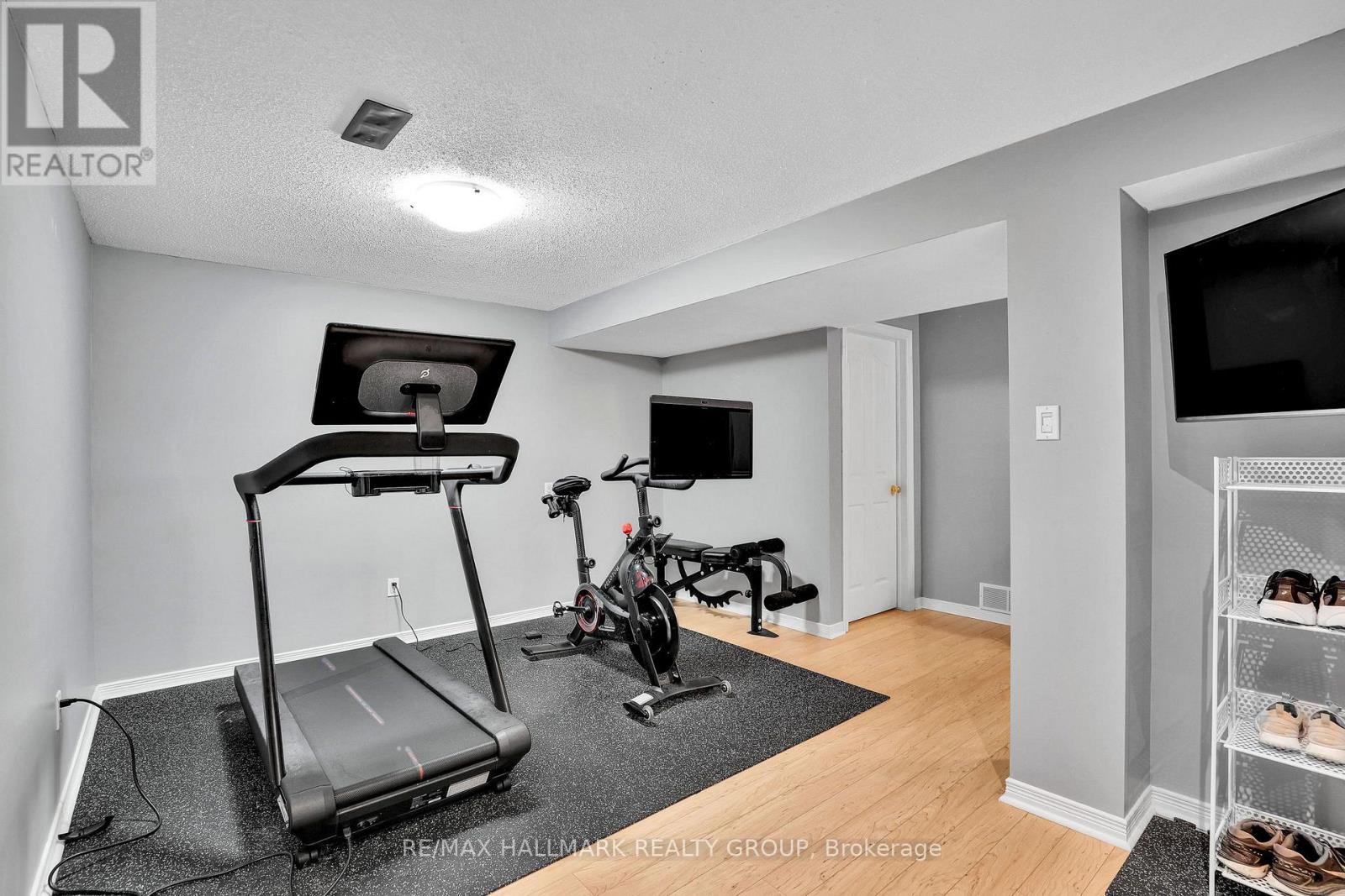 56 BAYWOOD DRIVE - Image 30
