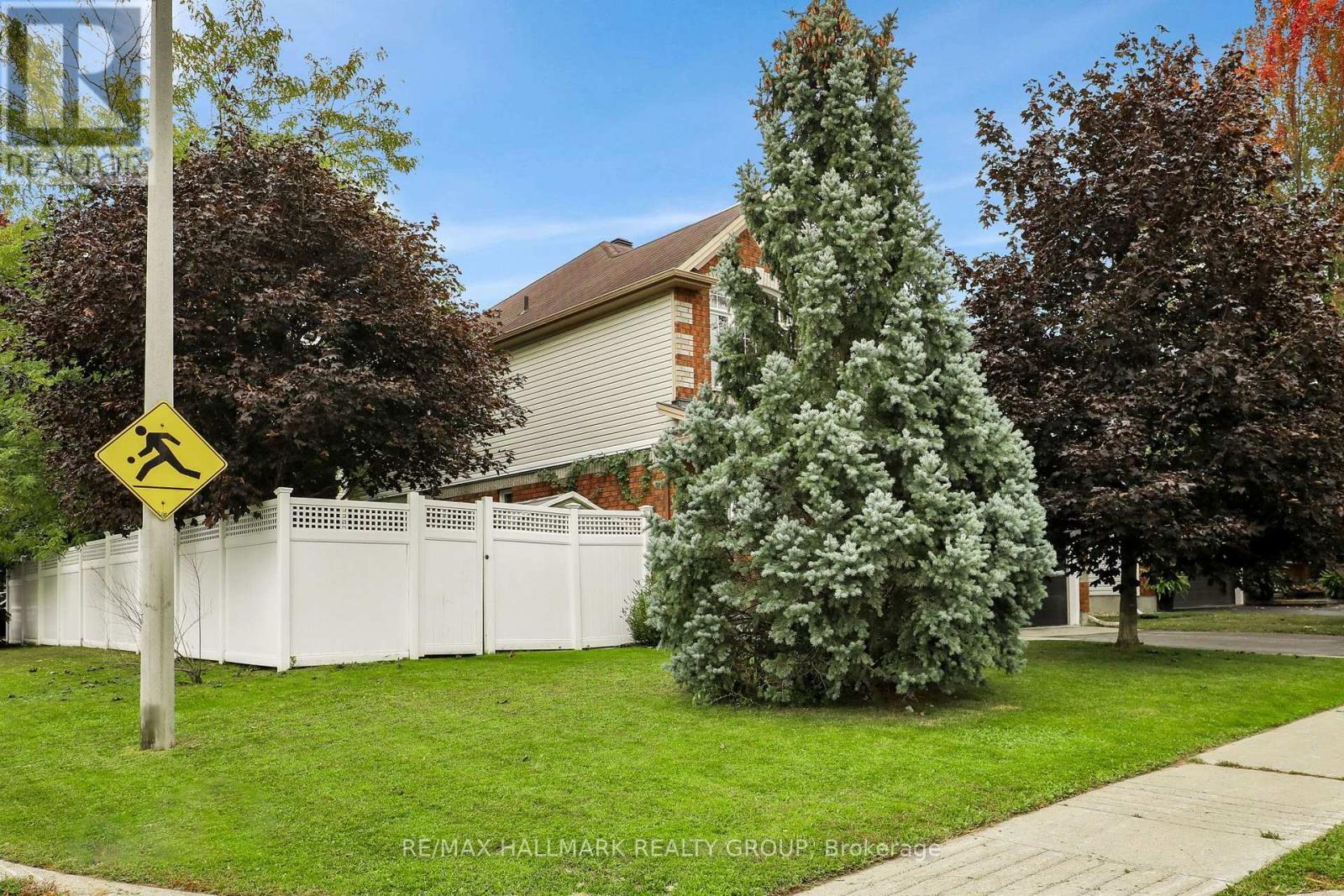 56 BAYWOOD DRIVE - Image 33