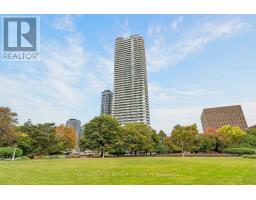 703 - 805 Carling Avenue, Ottawa, ON K1S5W9 Photo 6